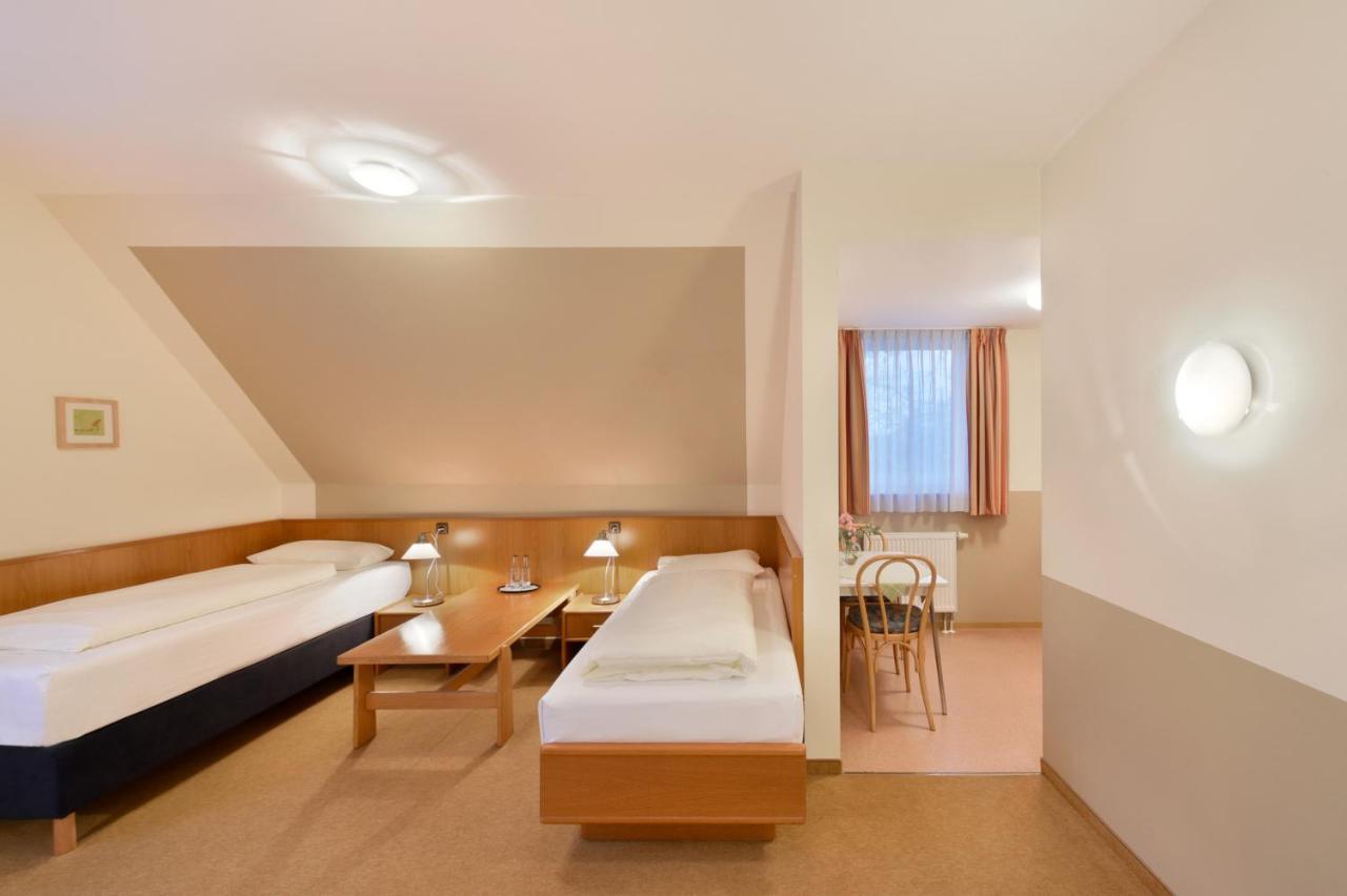 Meinhotel Hamburg Exterior photo