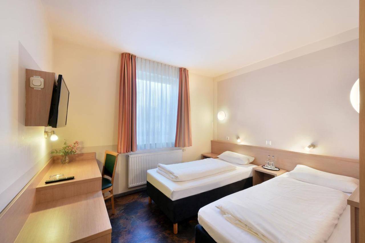 Meinhotel Hamburg Exterior photo