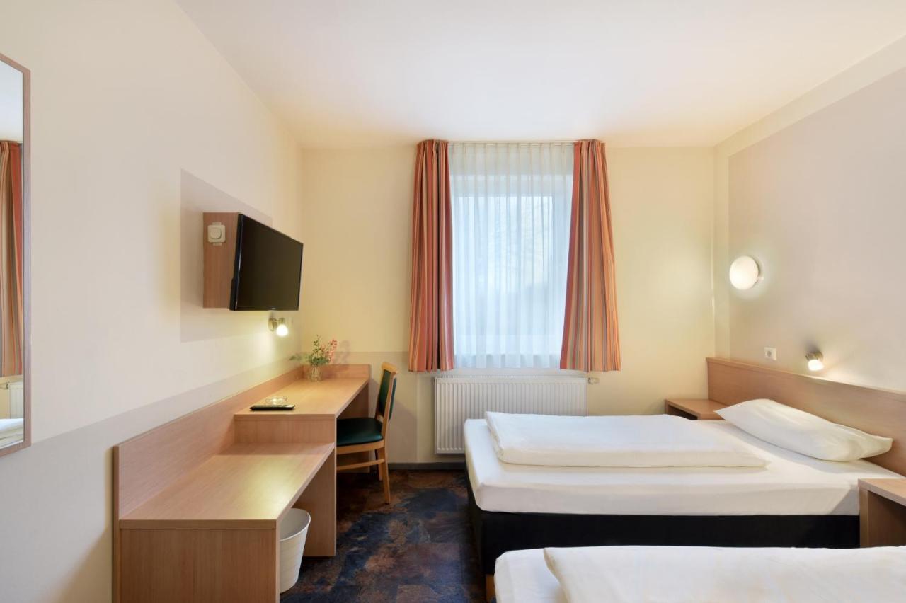 Meinhotel Hamburg Exterior photo